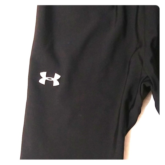 Under Armour Compression Capri Pants - Picture 3 of 6